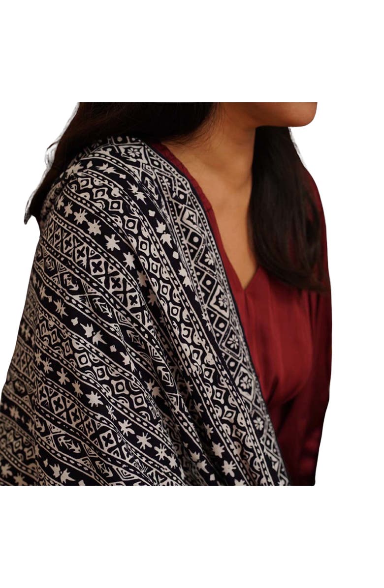 Kasih Co-op Hand Dyed Batik Scarf, Alternate, color, Geometric