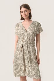 Soaked in Luxury SLSylvia V-neck Short Sleeve Belt Dress
