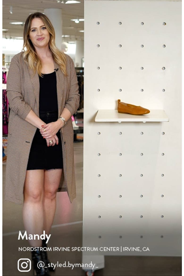 Beca Flat video