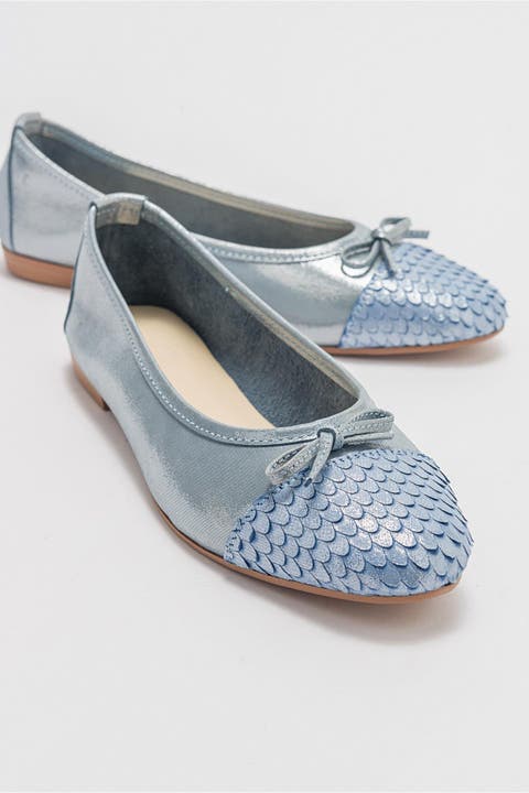 Copos Leather Bow Cap Toe Ballet Flat