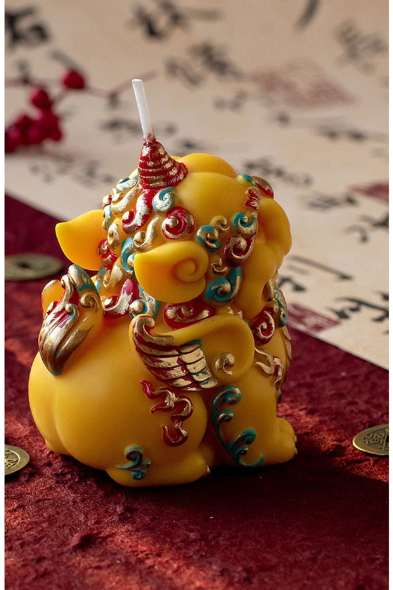 Chinese Fortune Pixiu Candle, Alternate, color, Yellow / Red / Teal
