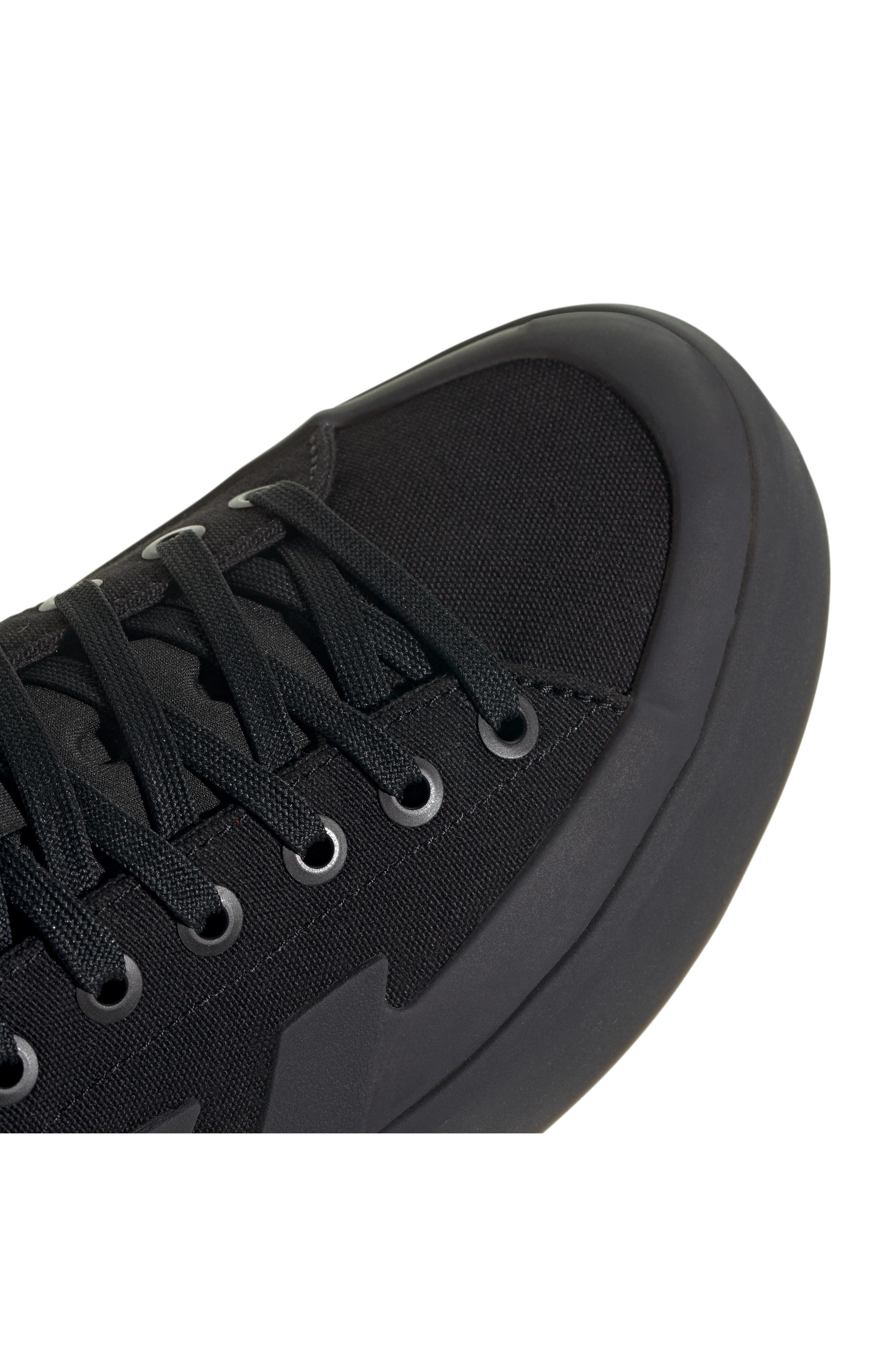 adidas Znsored Low Skateboard Sneaker, Alternate, color, 