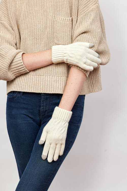 Hat Attack Frosty Touch Glove In Neutral
