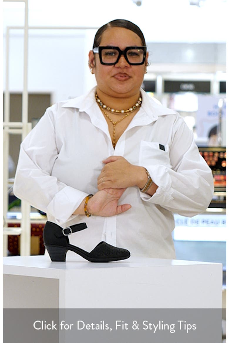 Justina d'Orsay Pump video