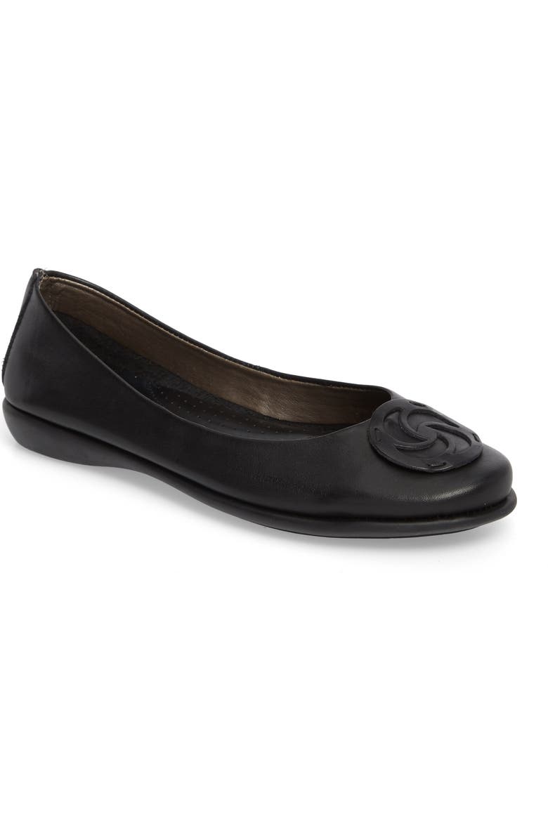 The FLEXX Bon Bon Plush Medallion Flat, Main, color,