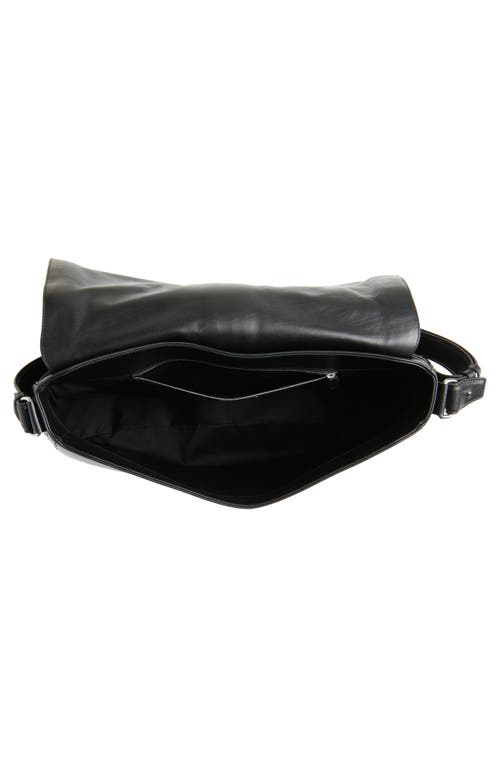 Alexander Mcqueen Mcqueen Maxi T-bar Leather Shoulder Bag In Black/silver