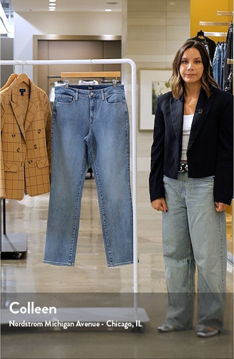 Marilyn Straight Ankle Jeans, sales video thumbnail