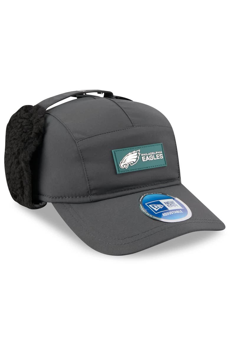 New Era Men
s New Era Charcoal Philadelphia Eagles 2025 Sideline Cold Weather Runner Dog Ear Adjustable Hat, Alternate, color, Charcoal