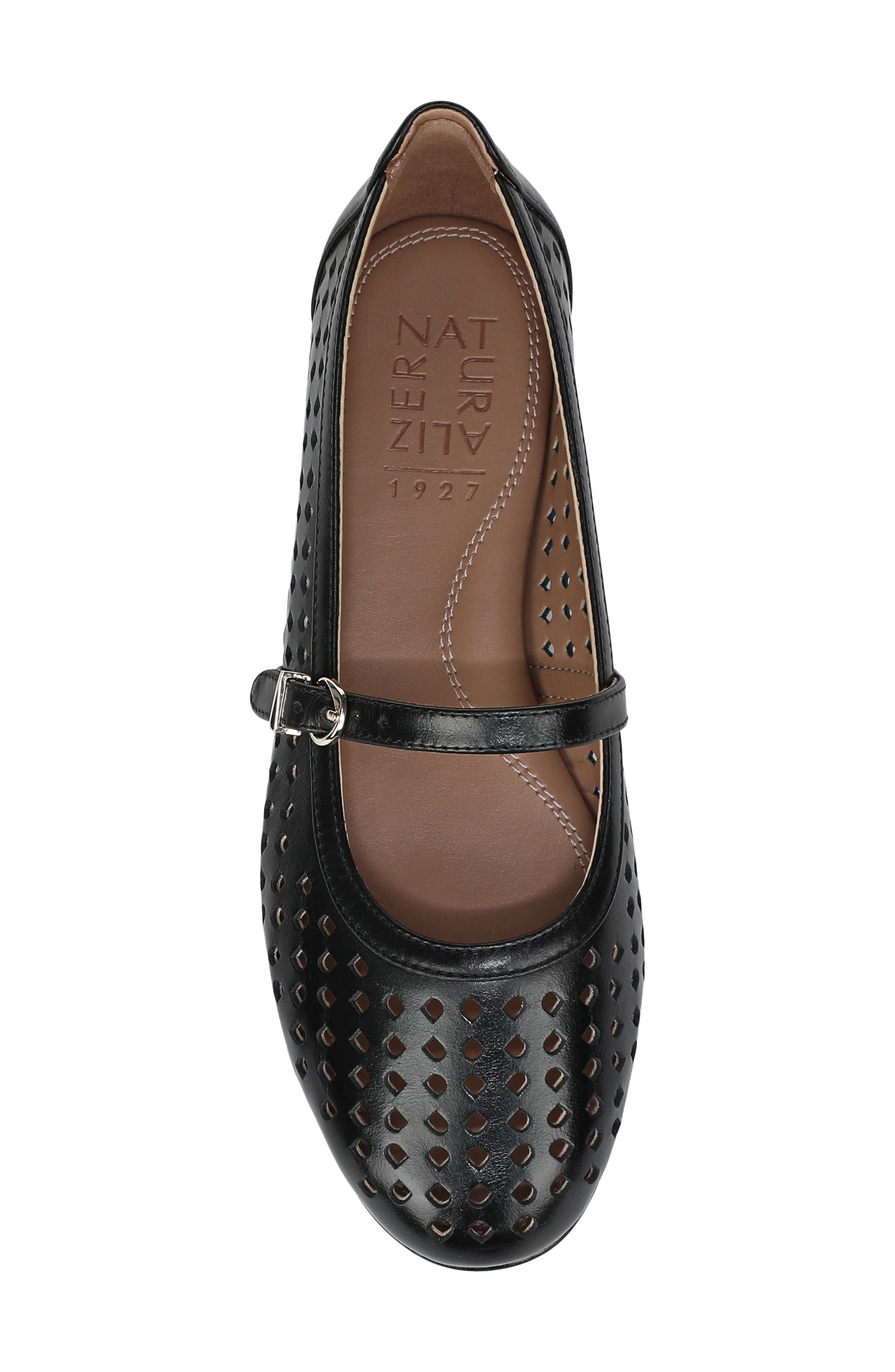 Naturalizer Aria Perforated Mary Jane Flat, Alternate, color, Black