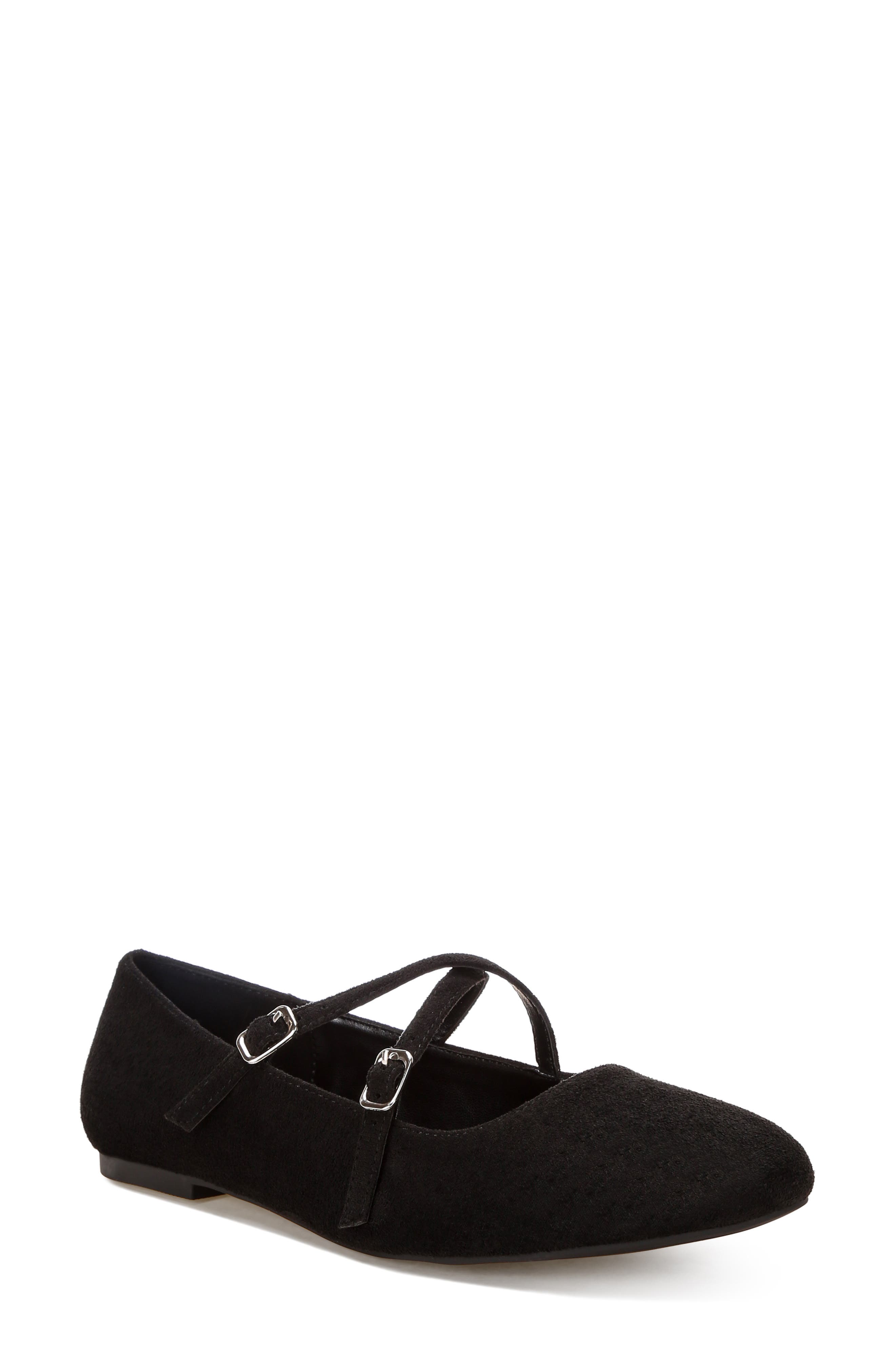 Nayela Mary Jane Flat
