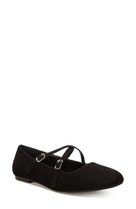 Nayela Mary Jane Flat