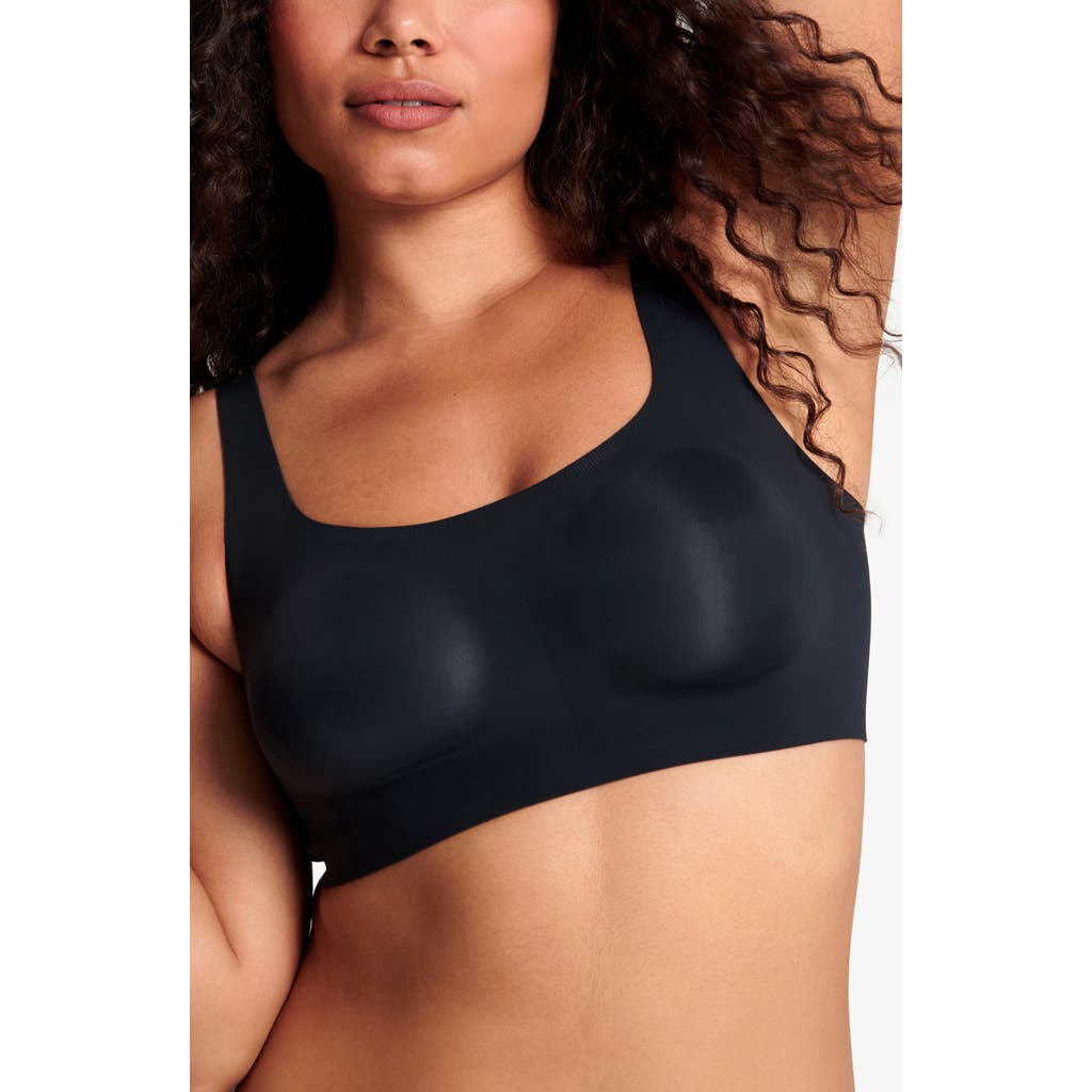 Evelyn & Bobbie The Bobbie Scoop Bra in Black  product