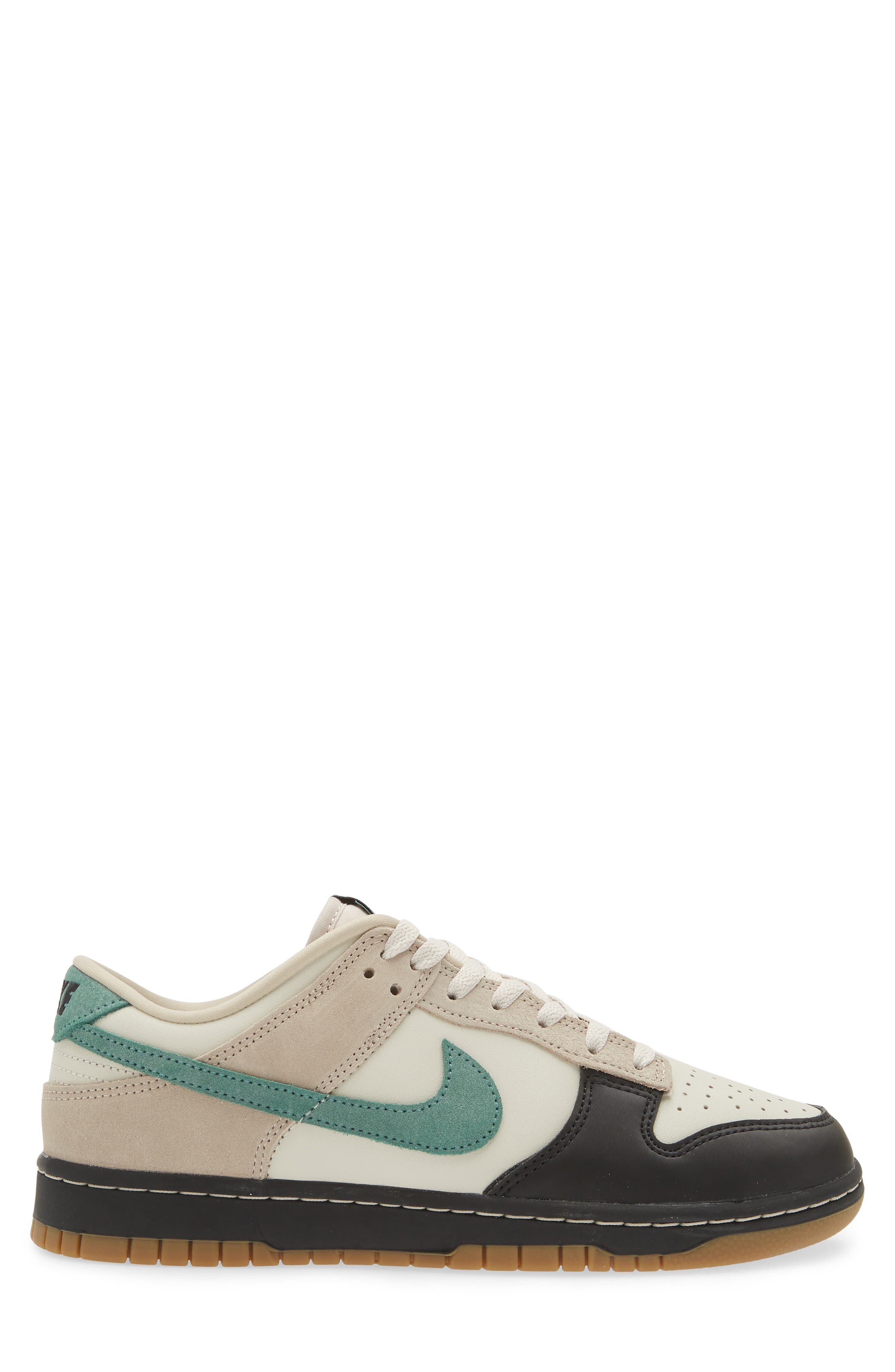 Nike Dunk Low Sneaker, Alternate, color, 