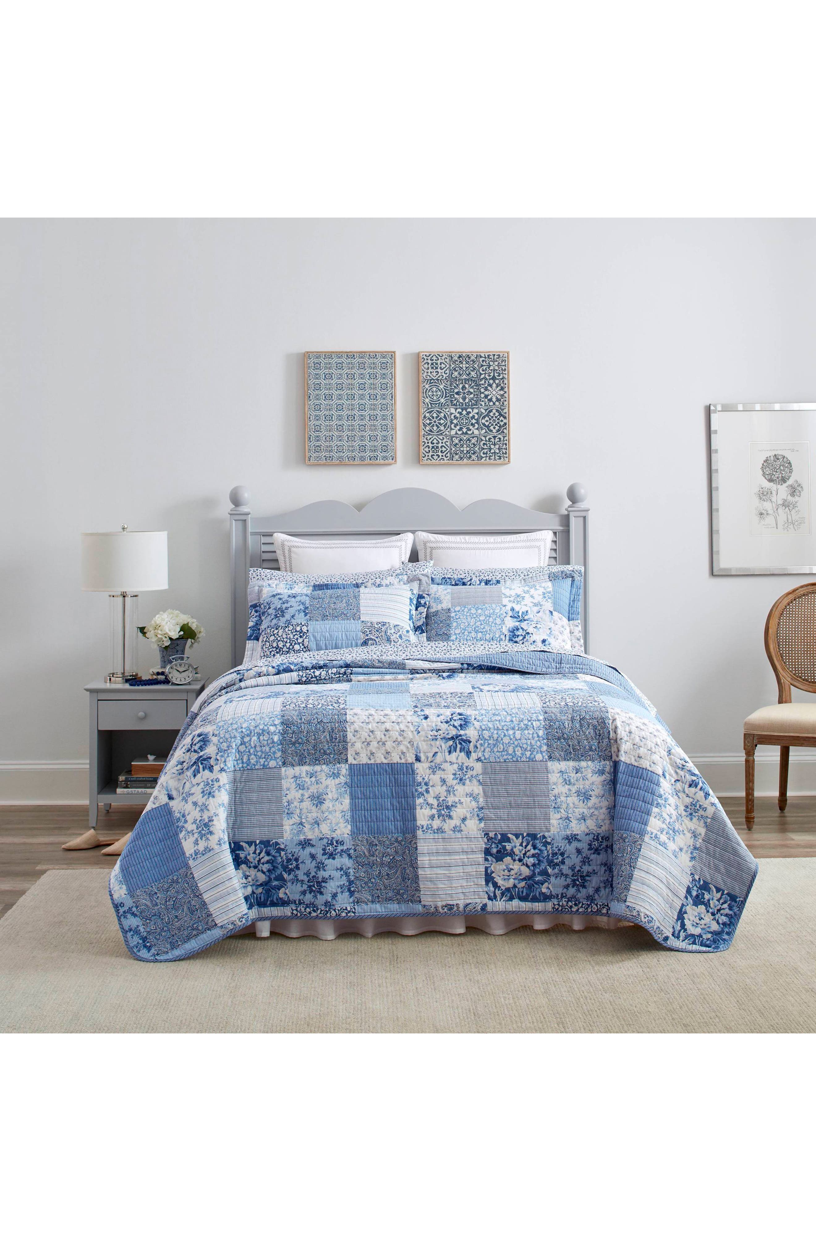Paisley Patchwork King Quilt Set