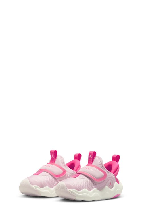 Nike 23/7.2 Easyon Sneaker