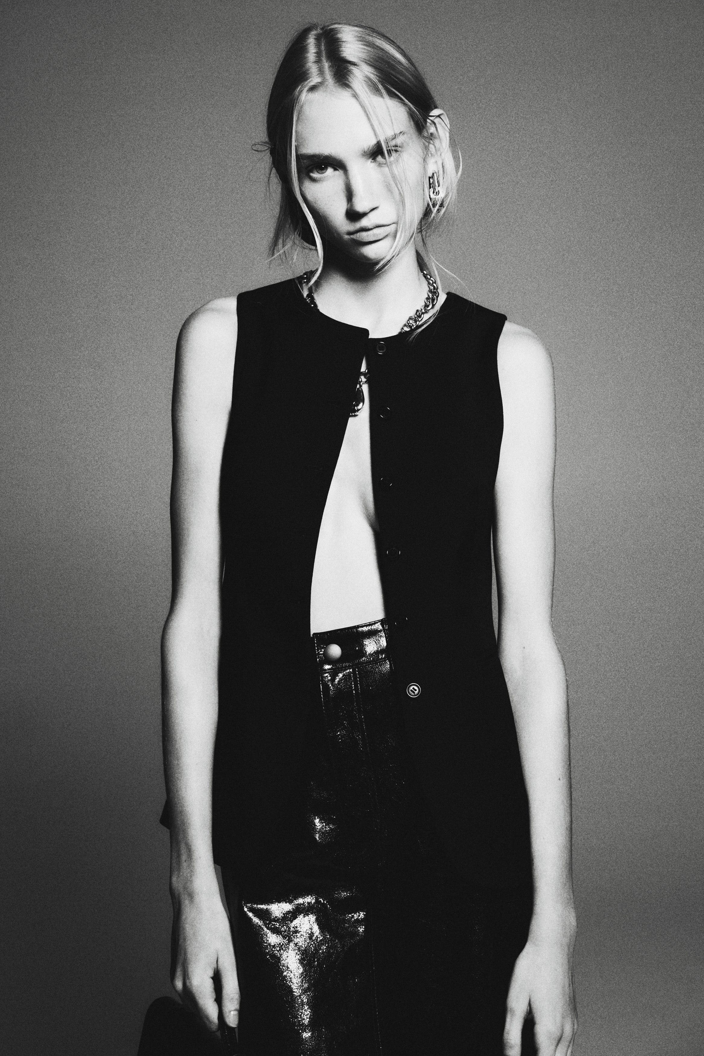 Long Waistcoat - image 2