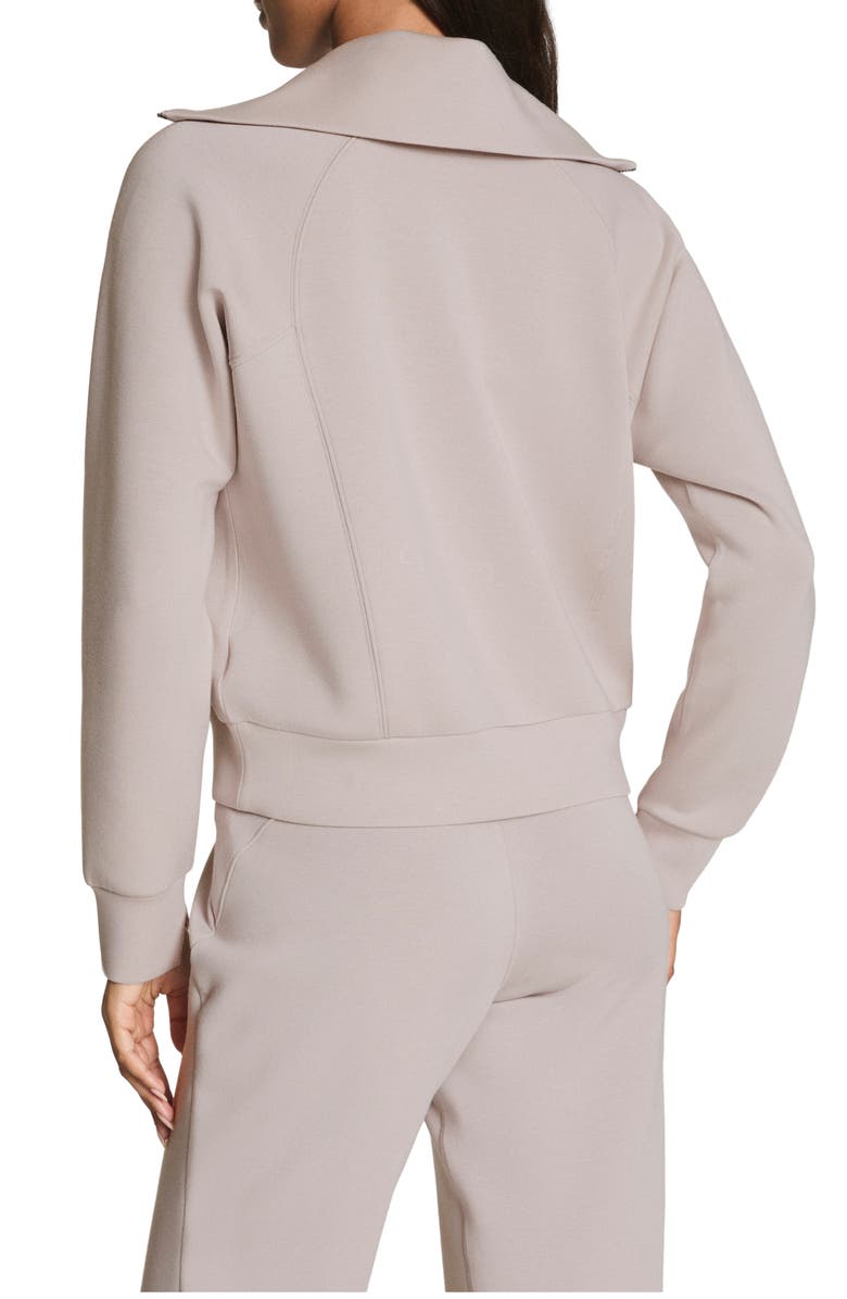 AirEssentials Half Zip Sweatshirt
