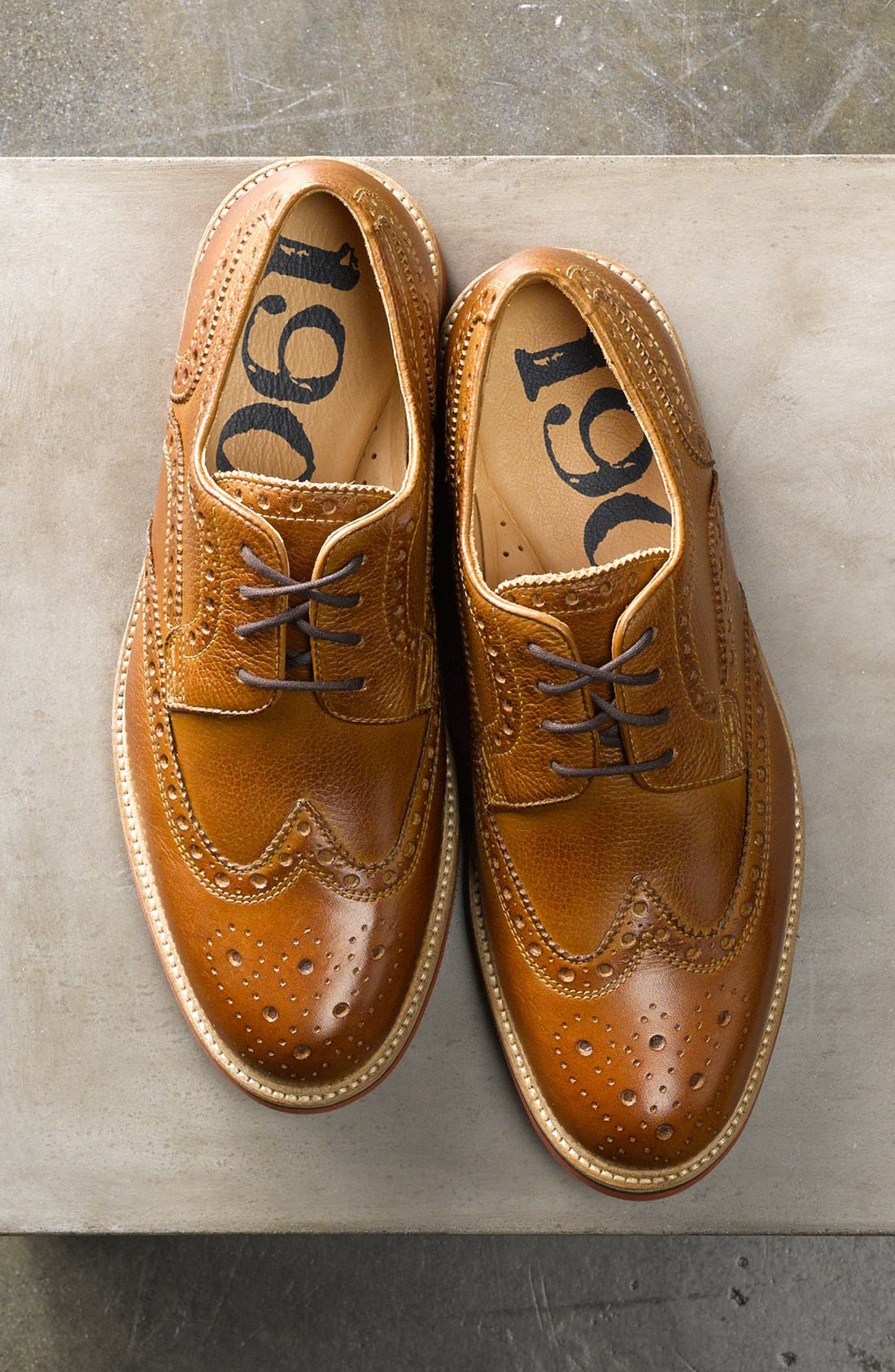 1901 'Lewiston' Wingtip, Main, color, 