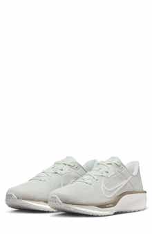 Quest 6 Running Shoe