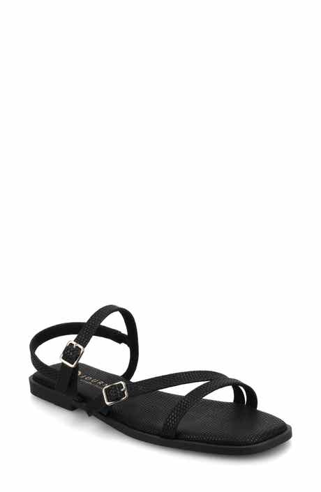 Brianna Sandal