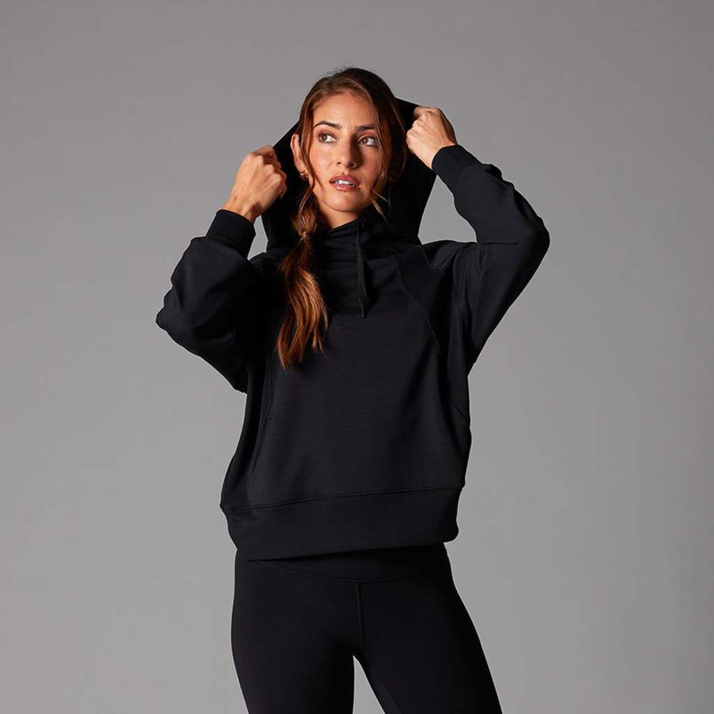 Tavi Cozy Paneled Hoodie In Black