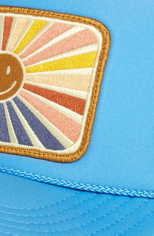 Friday Feelin ' Sunray Smile Patch Trucker Hat