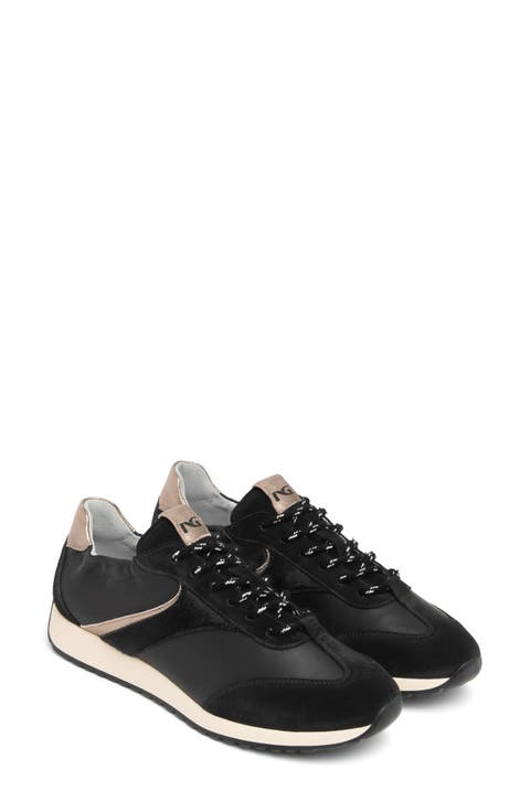 Leather Low Top Sneaker