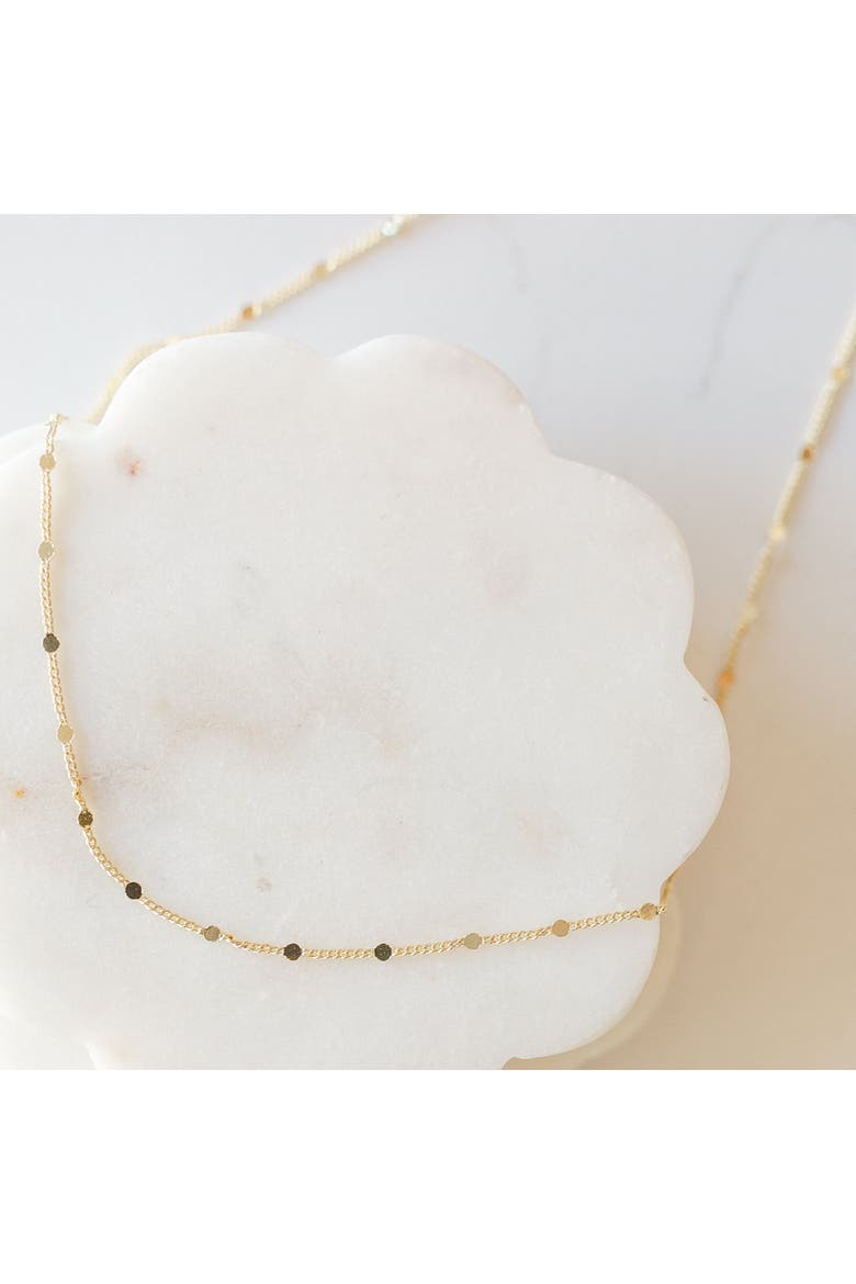 Golden Dot Layer Chain, Alternate, color, Gold