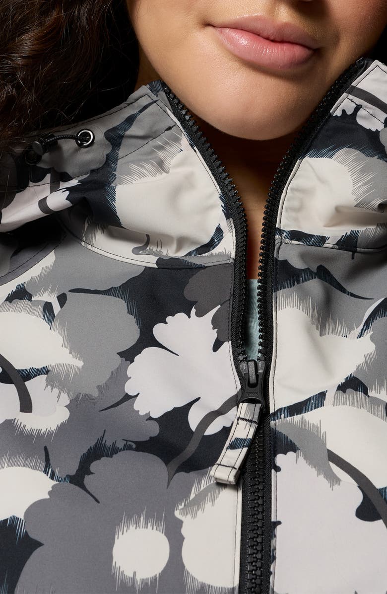 Columbia Spire Valley Print Water Repellent Windbreaker, Alternate, color, Black Ikatbloom Print/ Black