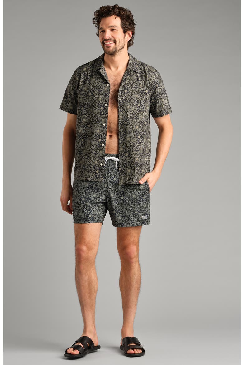 R&R 5.5-Inch Swim Trunks, Alternate, color, TRUE NAVY/GREEN SAGE FLORAL