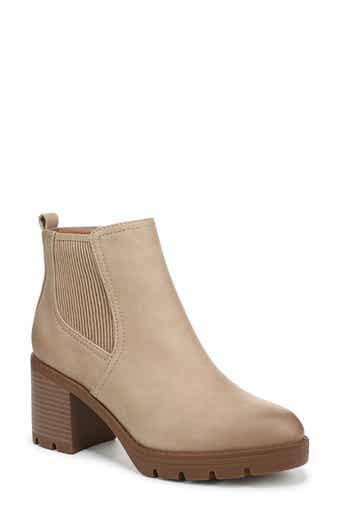 Naturalizer Madalynn Side Zip Bootie