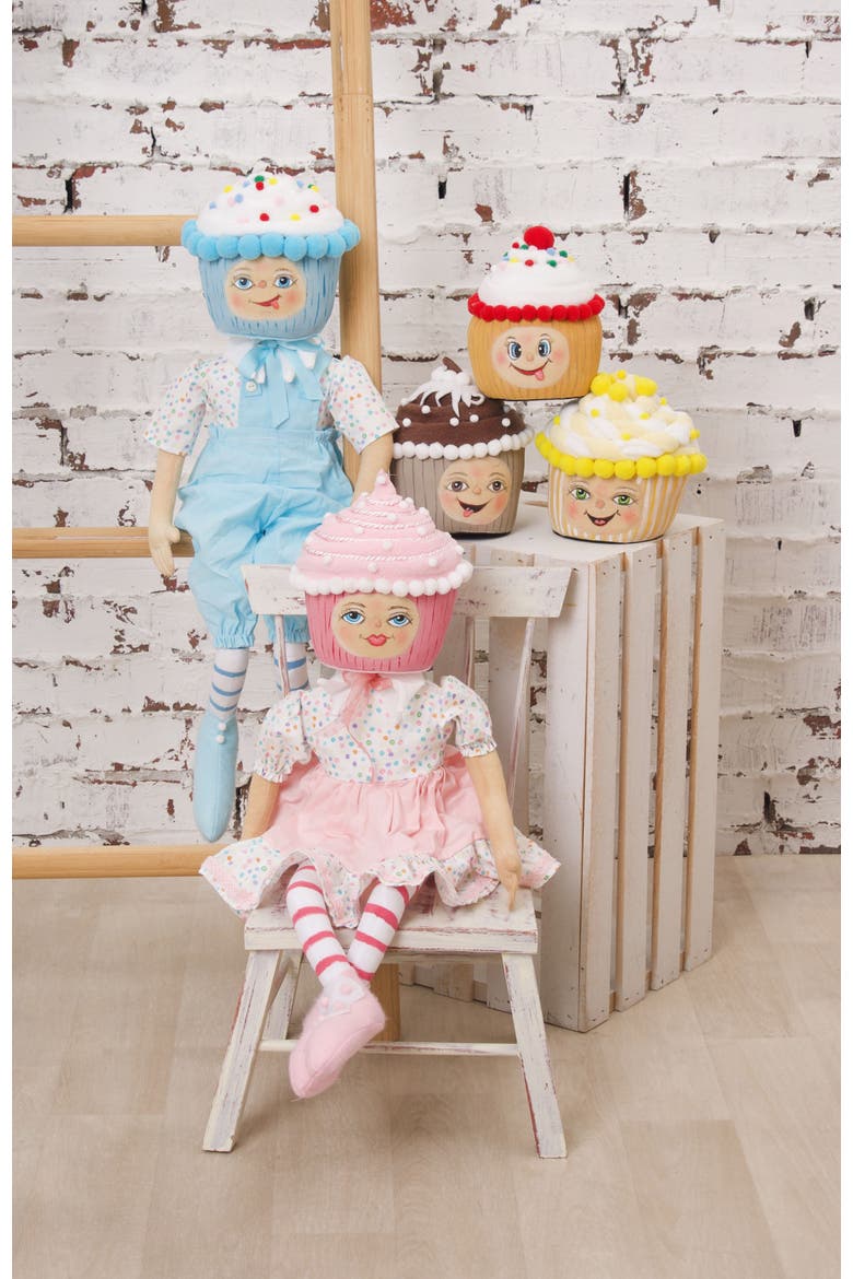 Cleo Cupcake Joe Spencer Gathered Traditions Figurine 6.5", Alternate, color, Yellow