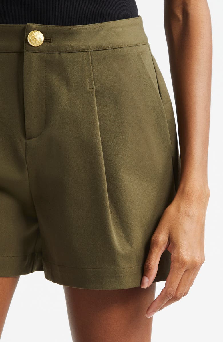 L'AGENCE Saige Pleated Safari Shorts, Alternate, color, Ivy Green