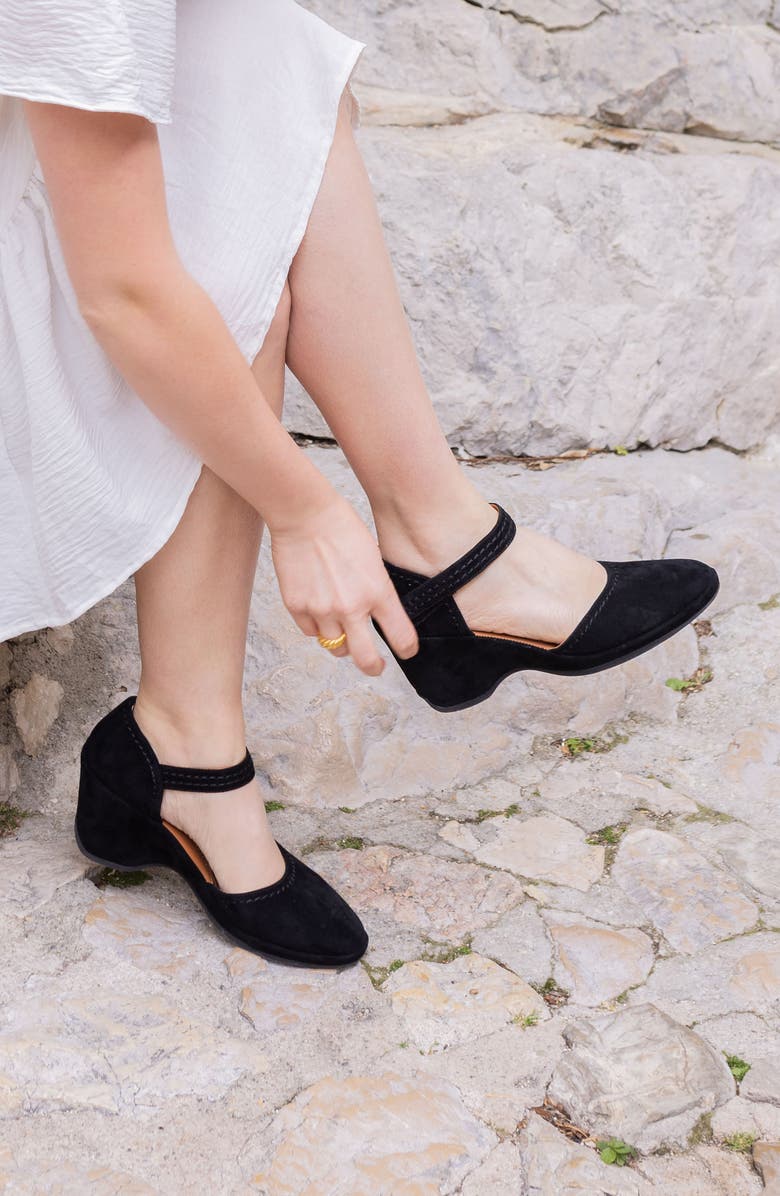 L'Amour des Pieds Orva Wedge Sandal, Alternate, color, Black Kidsuede