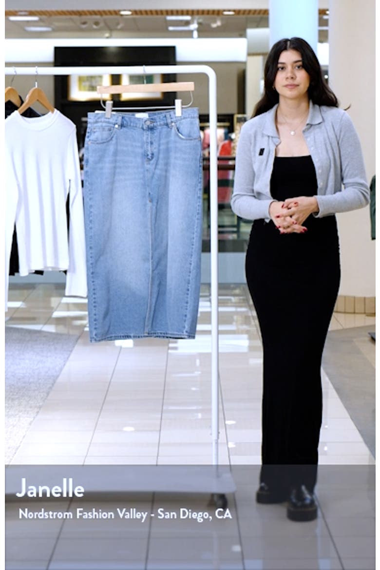'99 Sylvie Low Rise Denim Maxi Skirt video