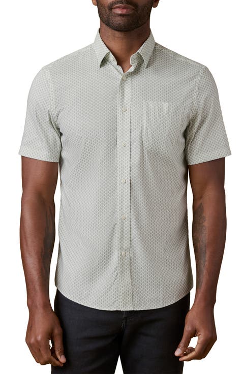 Movement Short Sleeve Button-Up Shirt