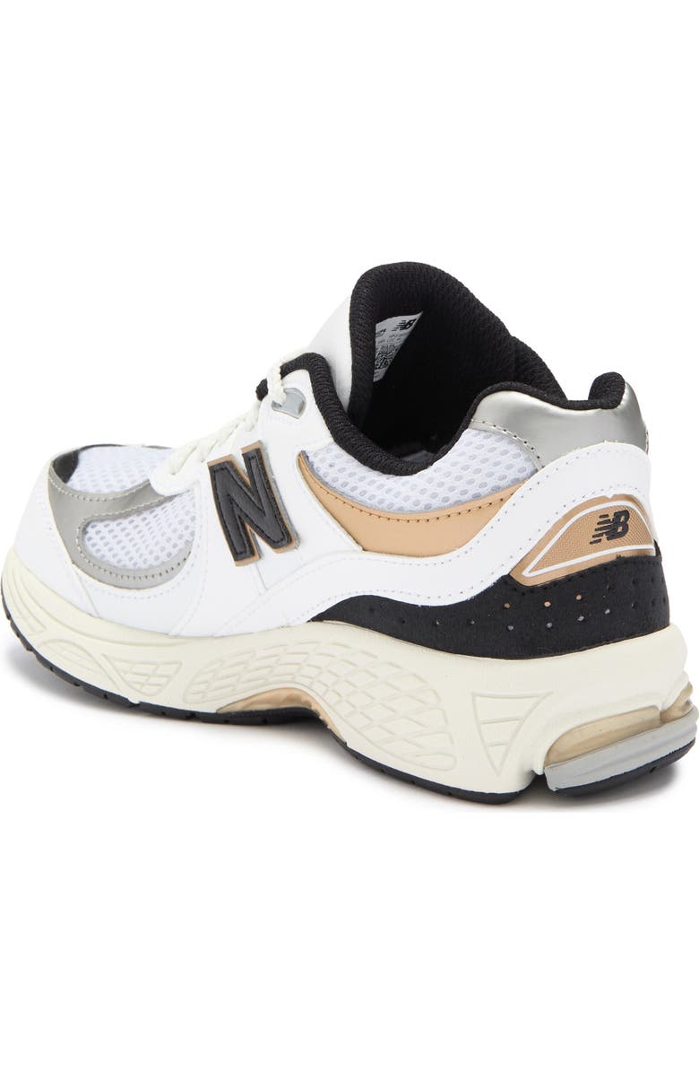 New Balance Kids' 2002R Sneaker, Alternate, color, White/ Black