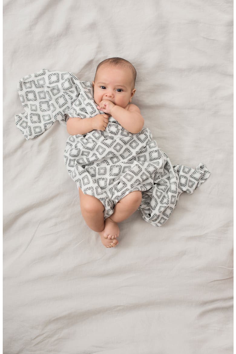 3-Pack Silky Soft Swaddling Cloths, Alternate, color, IN MOTION