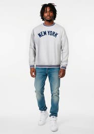 Champion Men's Champion Heather Gray New York Yankees Reverse Weave Sweatshirt
