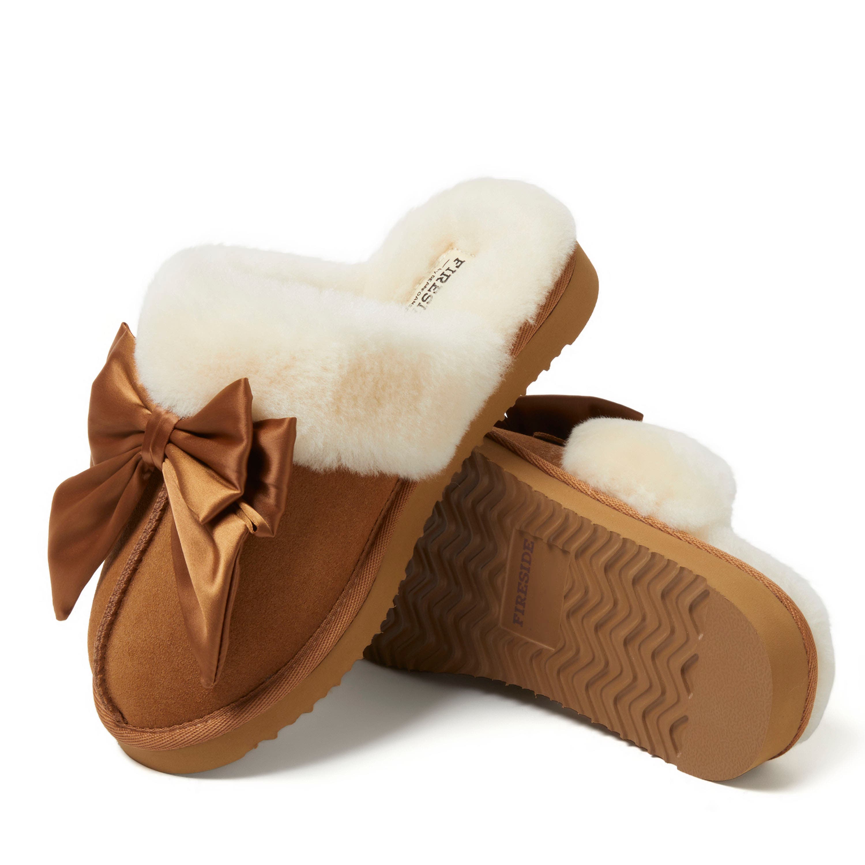 DEARFOAMS Fireside Sydney Genuine Shearling Scuff with Bow, Alternate, color, 