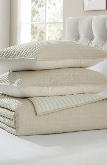 Vcny Home Pickstitch 3-piece Queen Quilt Set In Taupe