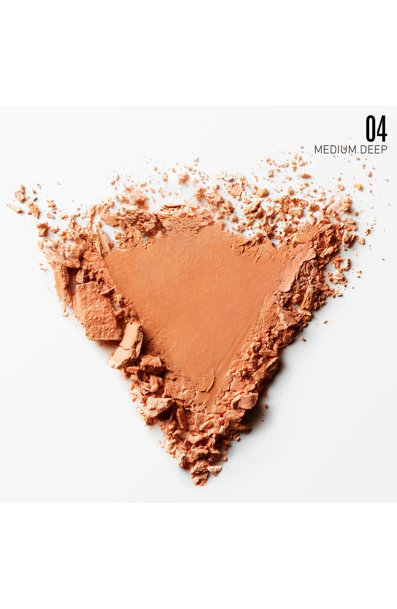 Valentino Go-Clutch Refillable Compact Finishing Powder, Alternate, color, 04 Medium Deep