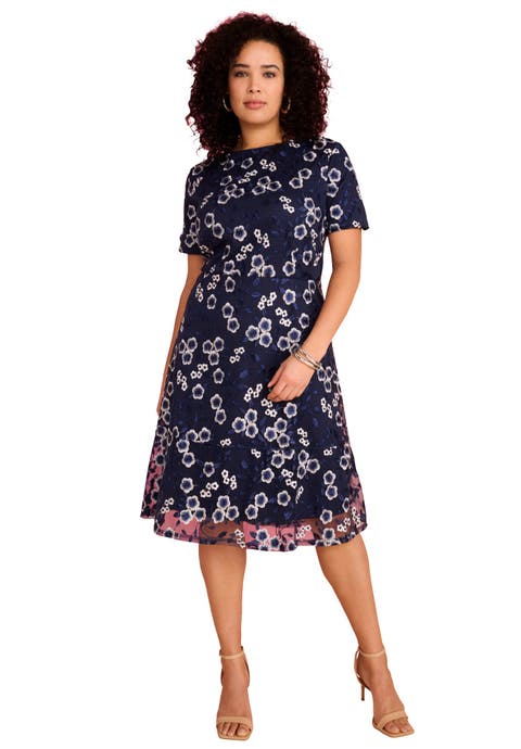 Plus Size Lace V Neck Long Sleeve Floral Dress