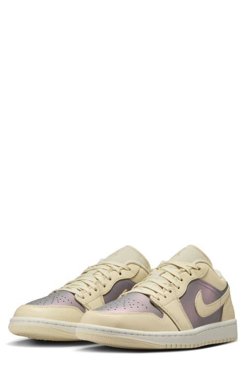 Jordan Nike Air  1 Low Se Sneaker In Gold