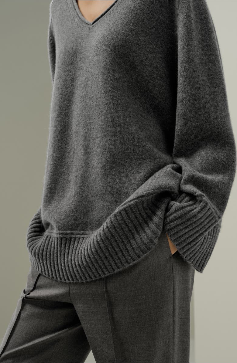 Lilysilk Oversized V-neck Cashmere Sweater, Alternate, color, Thunder