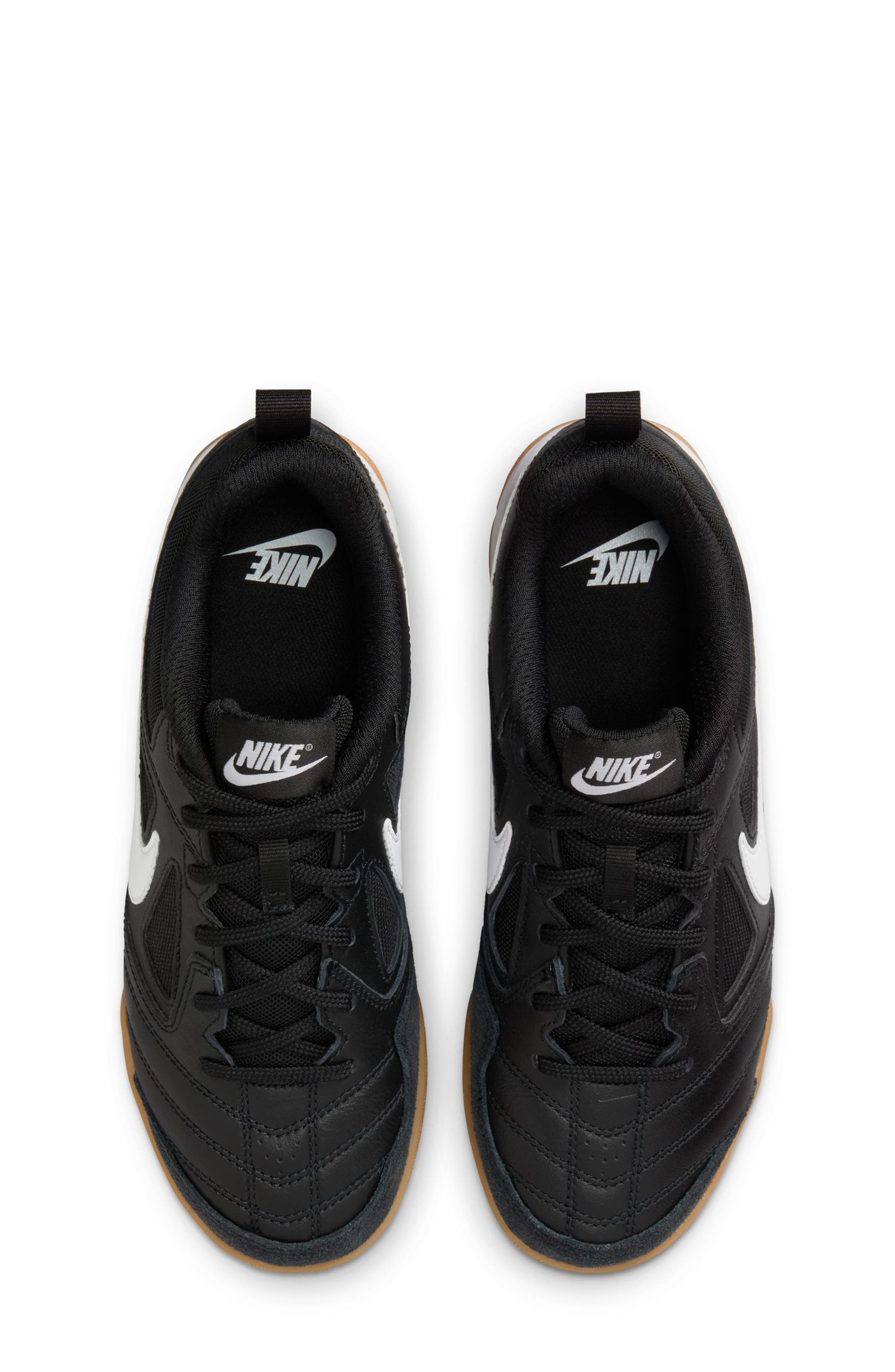 Nike Gato Soccer Sneaker, Alternate, color, 001 Black/White