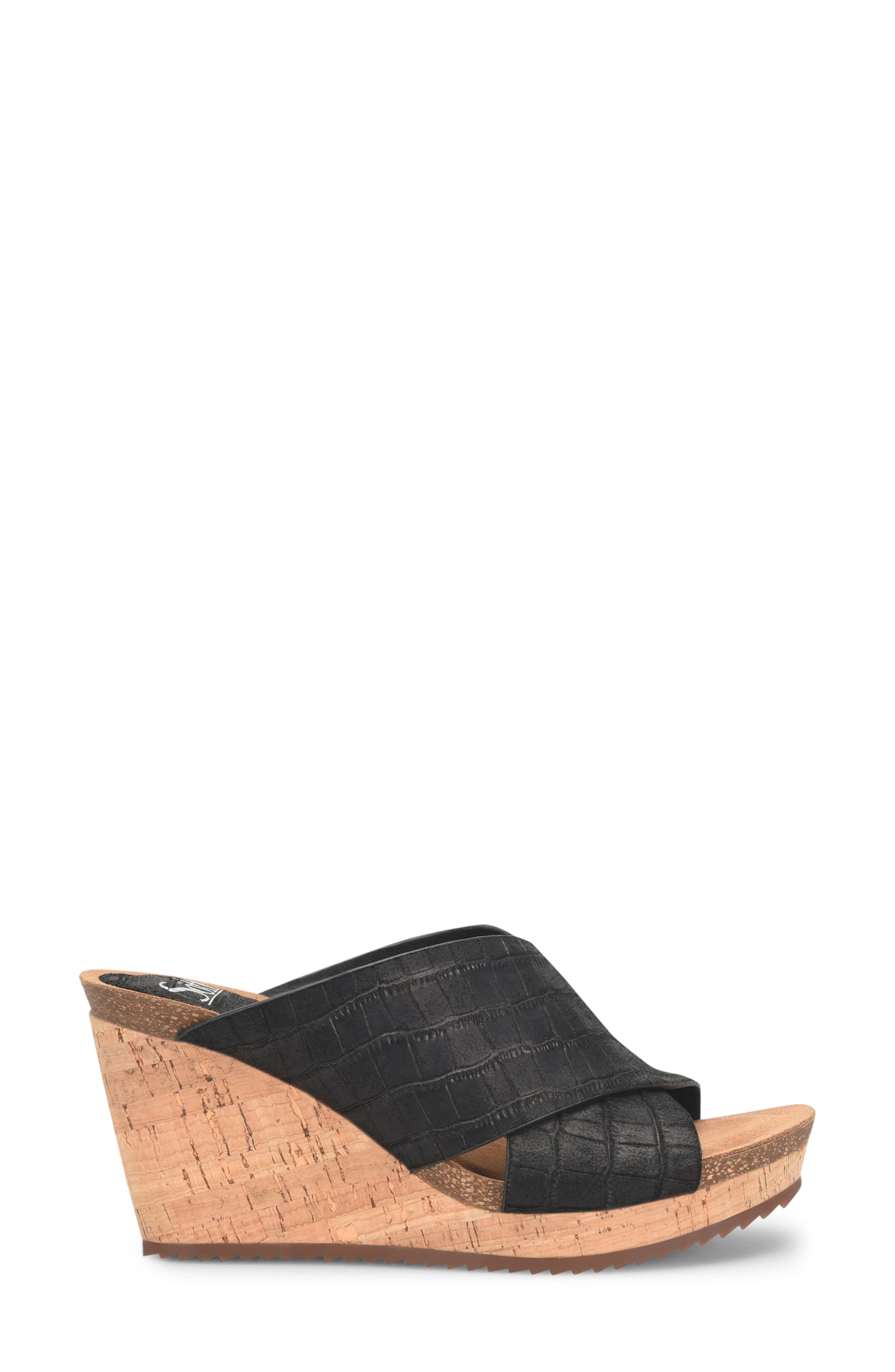 Söfft Ciera Crisscross Wedge Sandal, Alternate, color, 