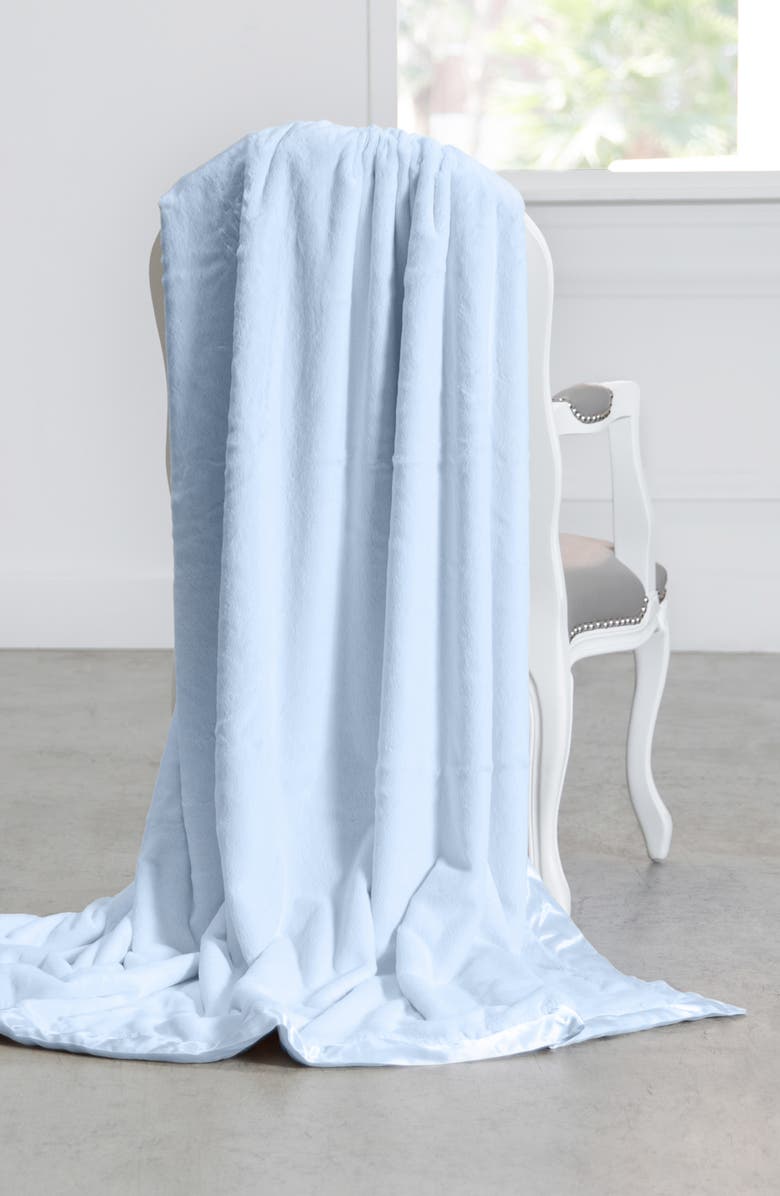 Little Giraffe Giraffe At Home Luxe<sup>™</sup> Faux Fur Solid Throw, Alternate, color, Blue