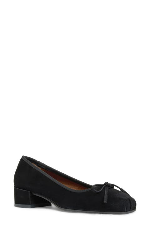 Camalfi Water Resistant Suede Pump