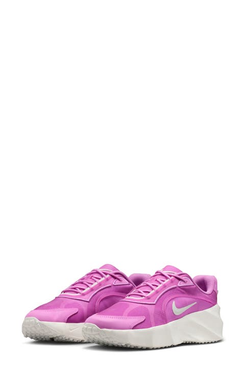 Aura Edge Sneaker (Women)